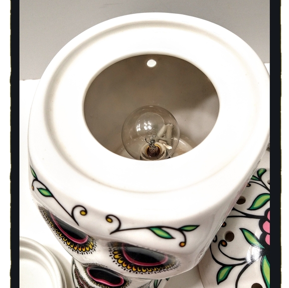 Scentsy ☠️ Dia De Los Muertos ☠️ Sugar Skull ☠️ Electric Wax Warmer - Picture 6 of 10